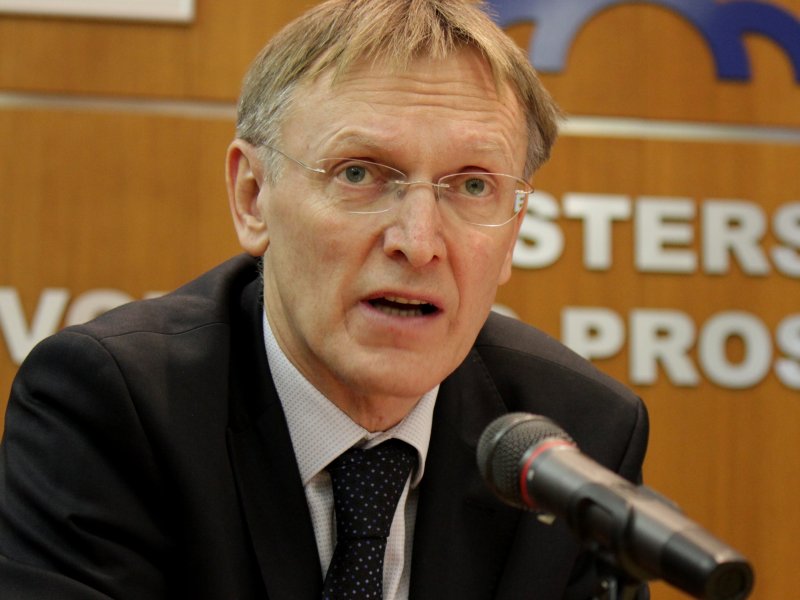 Janez Potočnik chce väčšiu podporu recyklácie a zákaz skládkovania